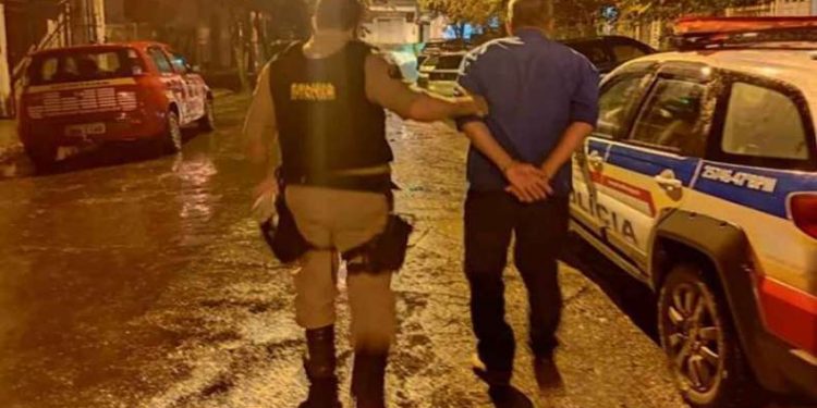 Homem mata esposa, avisa a polícia e acaba ouvido e liberado em Minas