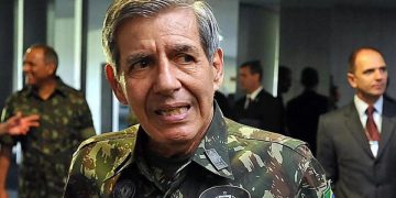 General Heleno autoriza avanço de garimpo em áreas preservadas na Amazônia