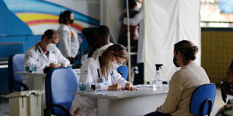 Surto de gripe ‘fora de época’ também pode atingir o Paraná, diz infectologista