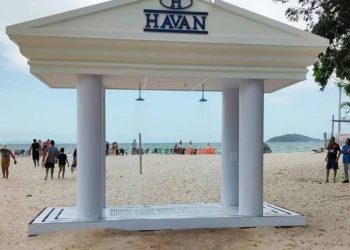 Havan quer instalar chuveiro de praia da marca em todo o litoral brasileiro. Você concorda?