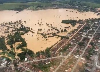 Ibipeba alagada após chuva na Bahia