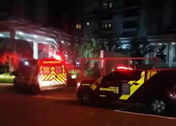 Idoso morre ao cair de terceiro andar de prédio no Paraná