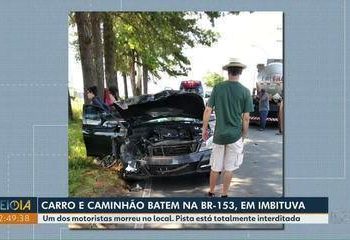 Homem morre depois de bater carro contra caminhão ao tentar ultrapassagem na BR-153, em Imbituva