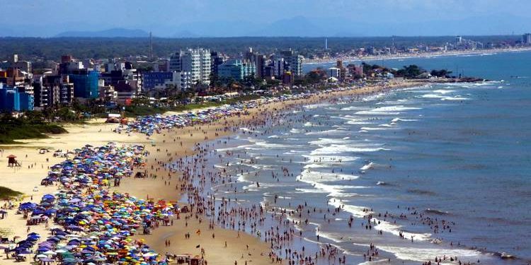 Polícia investiga golpes de venda de terrenos e alugueis de casas no Litoral; dois foram presos