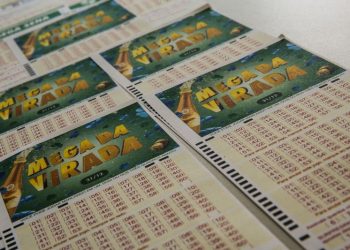 Apostador tem até as 17h para jogar na Mega da Virada