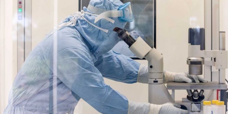 Mundo segue despreparado para próxima pandemia, indica análise da Johns Hopkins