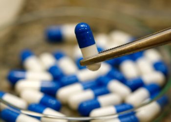 Pfizer diz que pílula contra Covid-19 reduz risco de hospitalização e morte em 89%