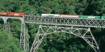 Ferrovia entre Curitiba e litoral foi idealizada pelo primeiro engenheiro negro do Brasil
