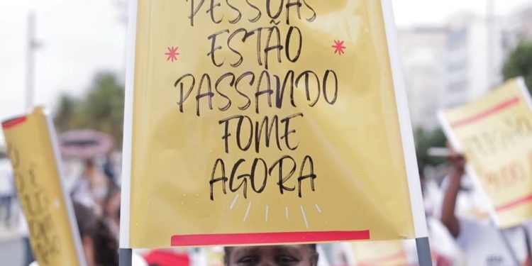 Justiça de SP nega dois pedidos de liberdade a pai de 6 filhos preso por furtar carne seca, chocolates e suco em pó de supermercado