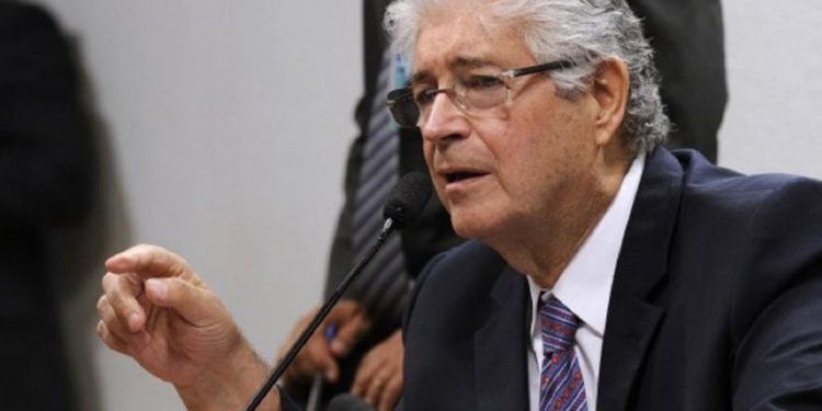 Como é difícil para um político calçar as pantufas