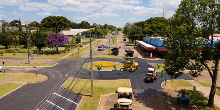 Secretaria de Obras faz grandes investimentos na pavimentação de ruas e infraestrutura