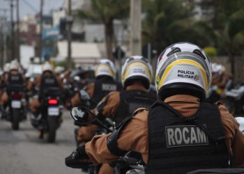 Litoral do Paraná deve receber 2 milhões de pessoas na virada; PM terá esquema especial