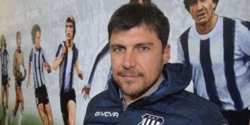 Internacional anuncia Alexander Medina, ex-Talleres, como novo treinador