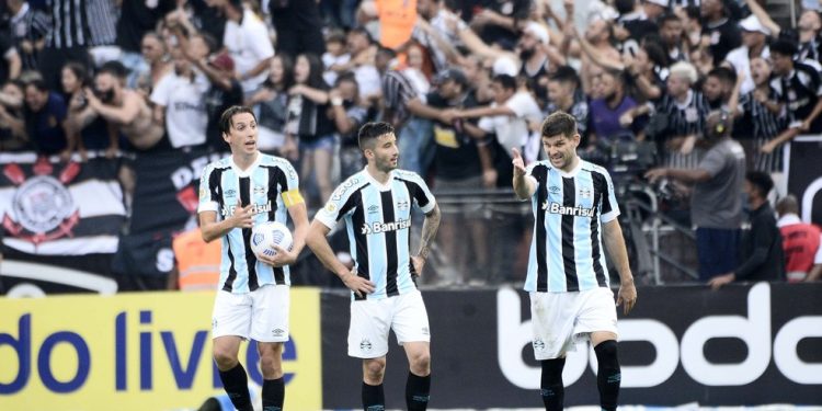 À espera de um milagre: o que o Grêmio precisa para não ser rebaixado