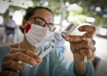 Vacina contra nova gripe só chega em março de 2022