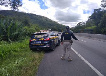 Vai pegar a estrada? Veja como evitar o tipo mais comum de acidente atendido pela PRF no Paraná