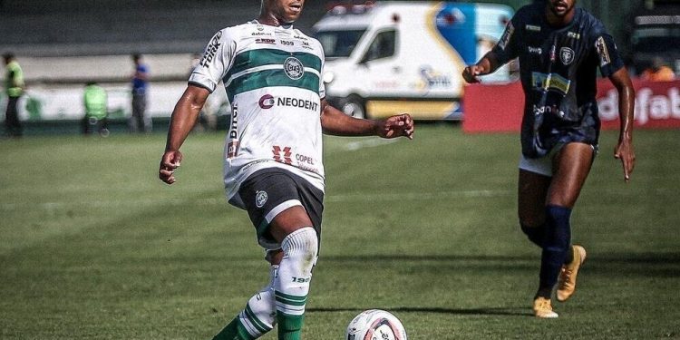 Coritiba vence o Cianorte na estreia do Campeonato Paranaense