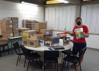 Escolas e CMEI’S de Guarapuava recebem merenda e materiais pedagógicos para o início do ano letivo