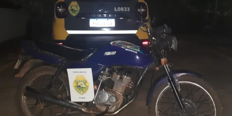 Furta moto para pagar traficante