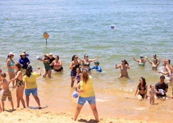 Em um mês de temporada, Praia de Santa Rosa, em Porto Rico, recebe 50 mil veranistas