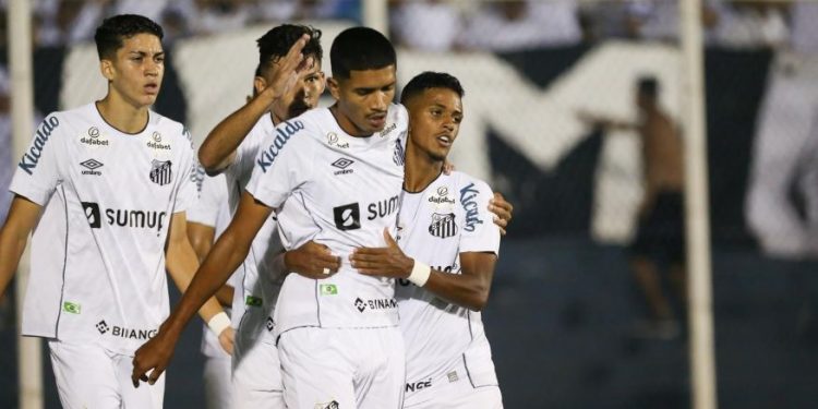 Santos bate América-MG, é finalista da Copinha e espera São Paulo ou Palmeiras