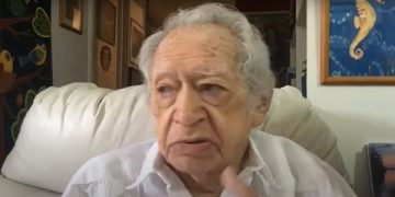 Morre aos 95 anos, em Manaus, o poeta Thiago de Mello