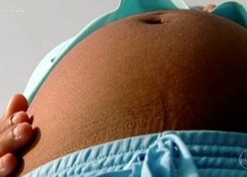 Israel permite que casais gays e homens solteiros contratem barriga de aluguel
