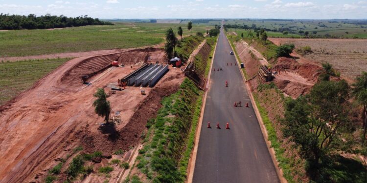 Obras na Estrada Boiadeira avançam e ultrapassam 75% de execução