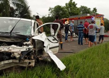 Grave acidente na BR-476 envolve três veículos e deixa nove pessoas feridas