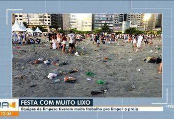 Balneário Camboriú tem rastro de lixo na praia após festa de réveillon; FOTOS
