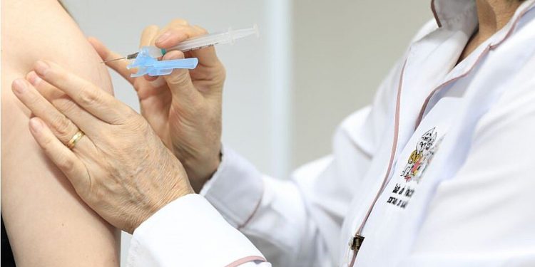 Maringá tornará obrigatório comprovante de vacinação para participantes de eventos