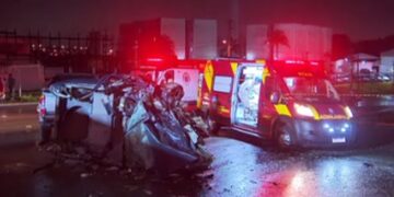 Idoso e jovem morrem em acidente registrado na Rodovia da Uva, em Colombo, dizem bombeiros