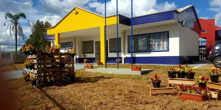 Famílias que aguardam vagas no CMEI devem comparecer urgente ao CRAS