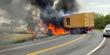 Acidente com morte na BR-277 pode ter sido causado por viaturas do Depen; polícia investiga