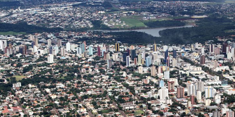 Sanepar apresenta projetos e cronograma do desassoreamento do Lago Municipal de Cascavel