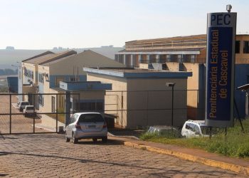 Detento morre dentro de cela de penitenciária no Paraná; causa da morte seria choque elétrico, diz Depen