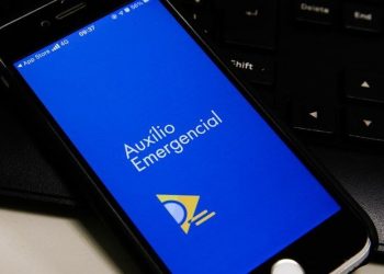 Auxílio Emergencial: pais solteiros terão complemento que pode chegar a R$ 3 mil; entenda