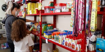 Tem como economizar no material escolar? Procon orienta sobre listas abusivas