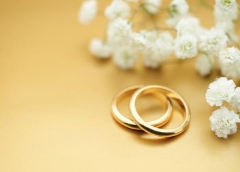 Tinha pai de santo na parada. Casamento é interrompido pela polícia após noivo dar golpe de R$ 500 mil