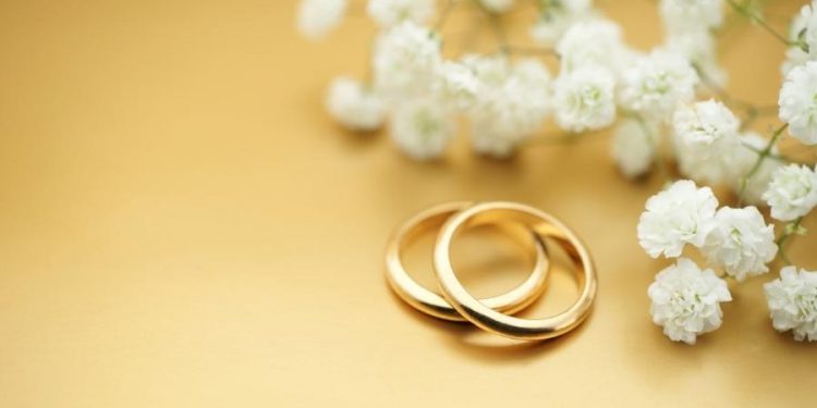 Tinha pai de santo na parada. Casamento é interrompido pela polícia após noivo dar golpe de R$ 500 mil