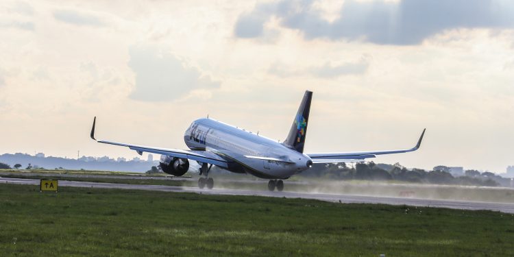 Procon notifica empresas sobre cancelamento de passagens aéreas e esclarece dúvidas