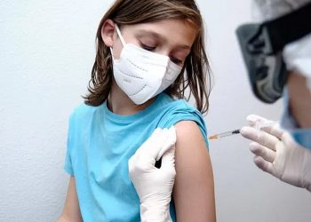 Mais de 1 milhão de crianças entre 5 e 11 anos podem ser vacinadas contra Covid no Paraná, diz Sesa