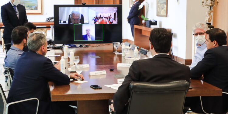 Governo e Socipar discutem implantação de uma nova ponte entre Paraná e Mato Grosso do Sul