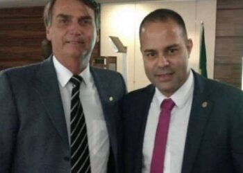 Deputado pede prisão de Anitta ao STF após protesto contra Bolsonaro