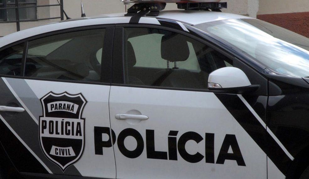 Quatro homens são presos suspeitos de estuprar jovem de 26 anos com transtornos mentais, diz polícia
