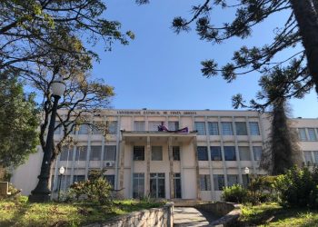 UEPG vai exigir comprovante de vacinação contra Covid para alunos retornarem às aulas presenciais