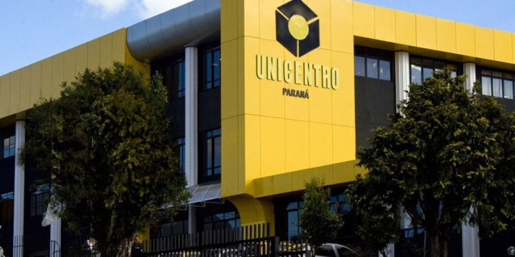 Inscrições para vestibular 2022 da Unicentro encerram no domingo (30)