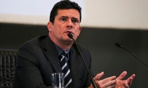 Moro negociou duas palestras a R$ 77 mil para discutir campanha presidencial