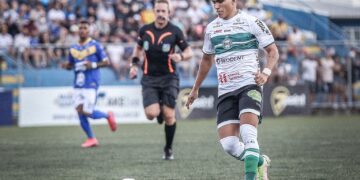 Coritiba empata com São Joseense e assume liderança provisória