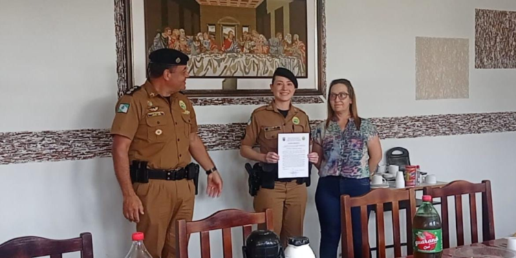 Elogio e despedida da Soldado Keitty